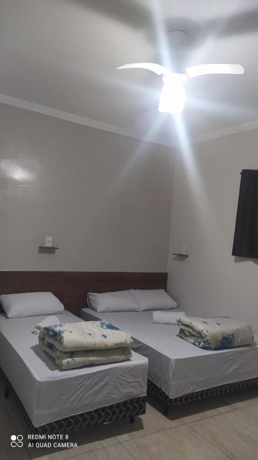 אפרסידה Pousada Quarto Com Ar, Wi Fi,Frigobar Perto Da Basilica מראה חיצוני תמונה