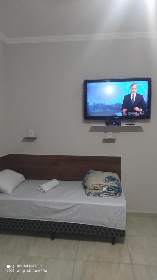 אפרסידה Pousada Quarto Com Ar, Wi Fi,Frigobar Perto Da Basilica מראה חיצוני תמונה